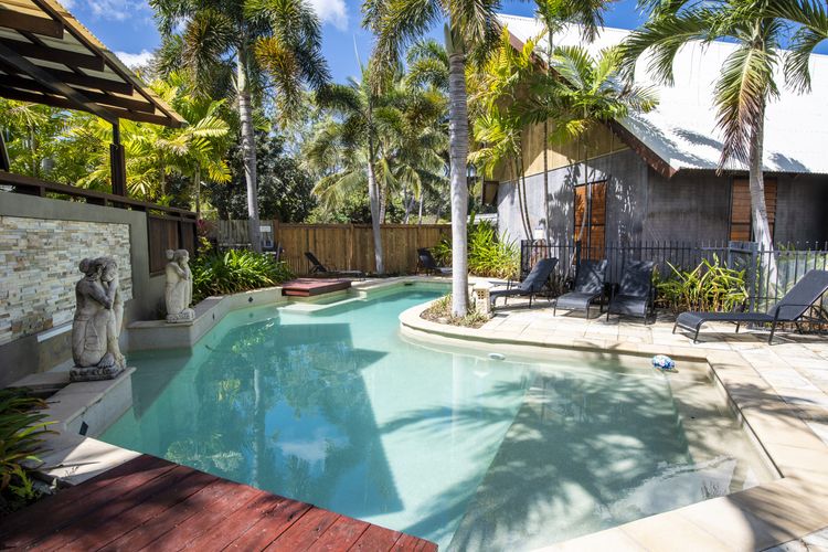 Pure Magnetic Villa 9