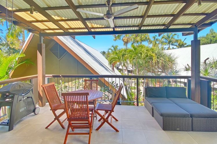 Pure Magnetic Villa 9