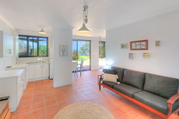 The Beach House at Arthur Bay