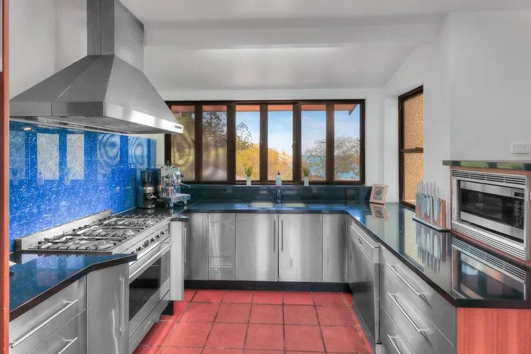 The Beach House at Arthur Bay