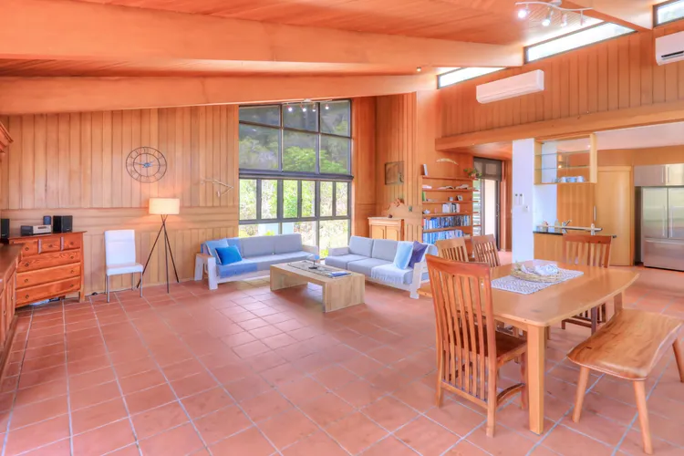 The Beach House at Arthur Bay