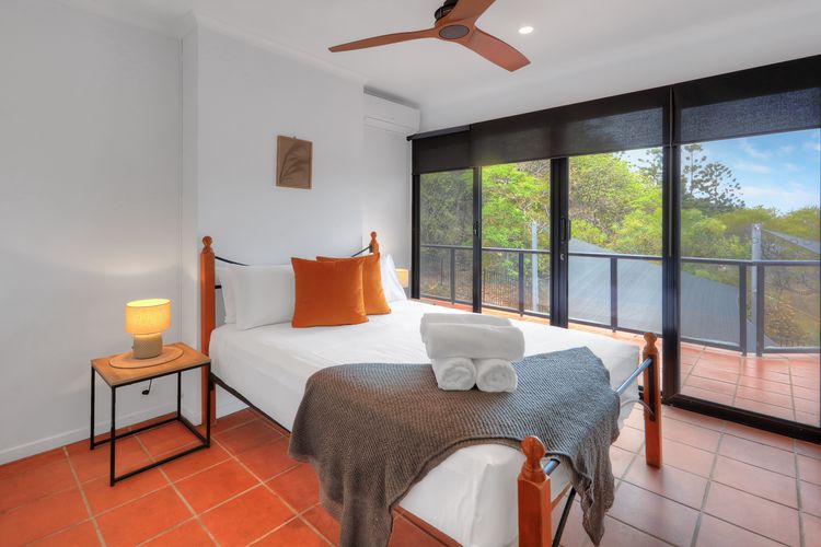 The Beach House at Arthur Bay