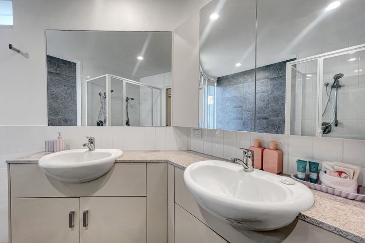 Waters Edge Townhouse 4