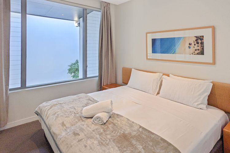 Blue on Blue Apartment 932 - Bedroom 3