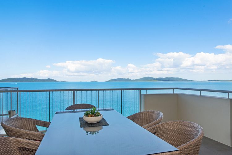 1 Bright Point Apartment 4501 - Balcony