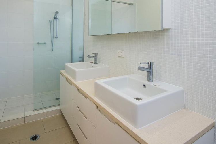 1 Bright Point Apartment 3303