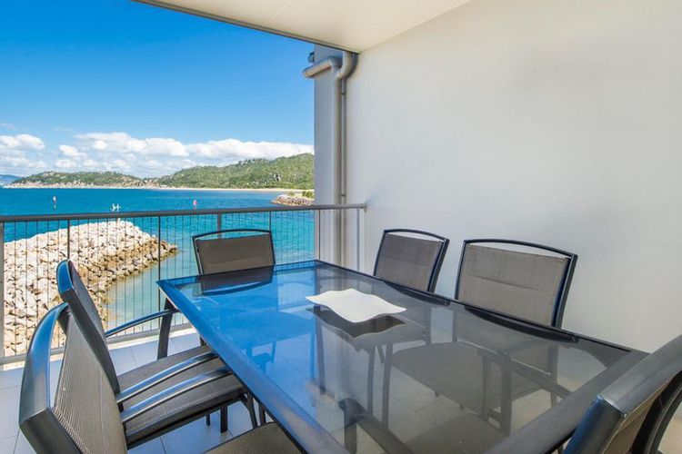 1 Bright Point Apartment 3303