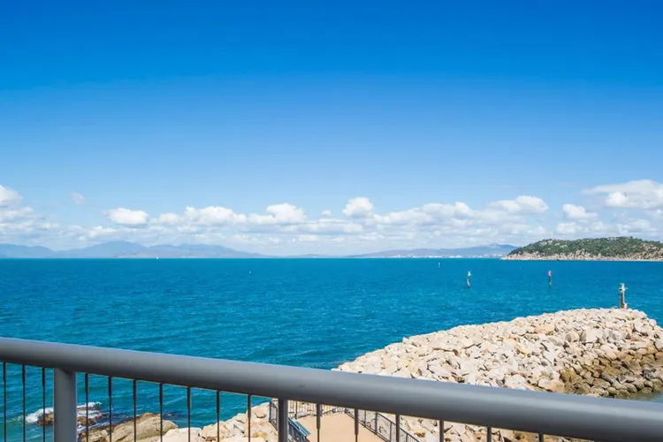 1 Bright Point Apartment 3303