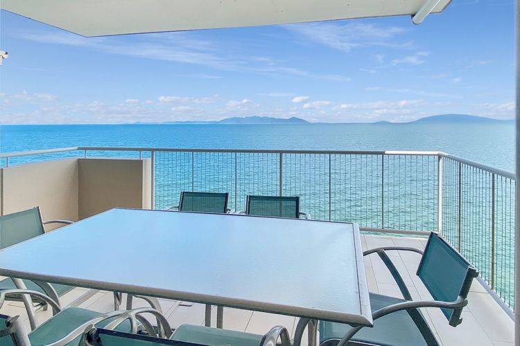 1 Bright Point Apartment 4502 - Balcony