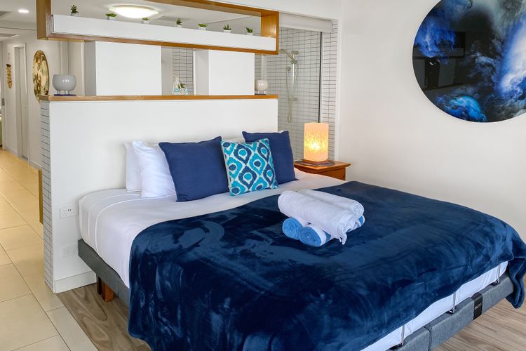 1 Bright Point Apartment 4104