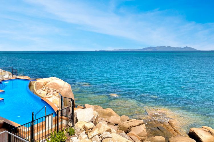 1 Bright Point Apartment 4203