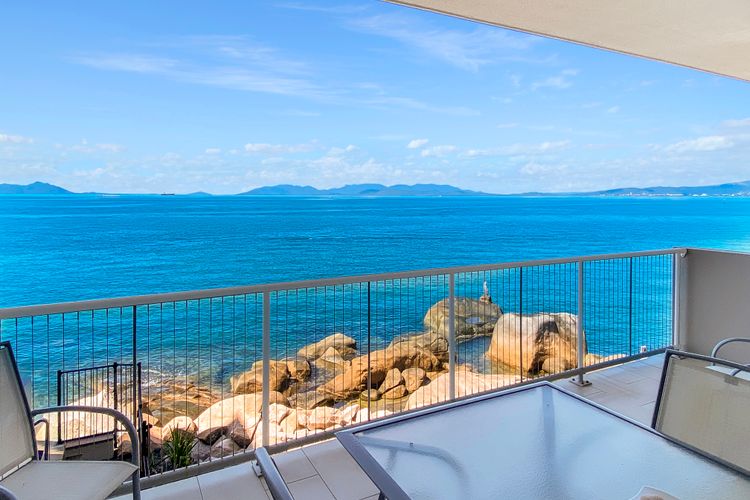 1 Bright Point Apartment 4203