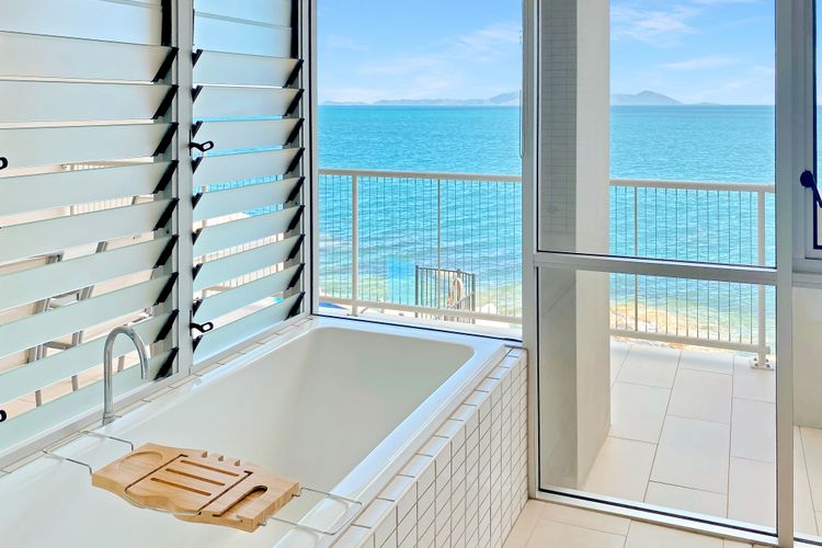 1 Bright Point Apartment 4203