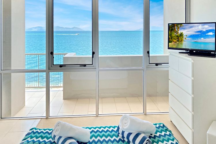 1 Bright Point Apartment 4203