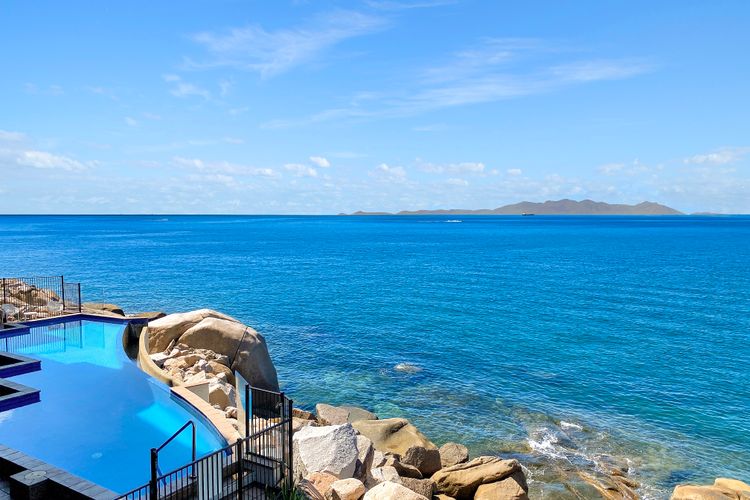 1 Bright Point Apartment 4203