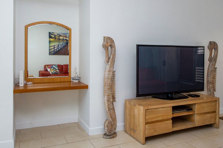 1 Bright Point Apartment 5301 - Living Area