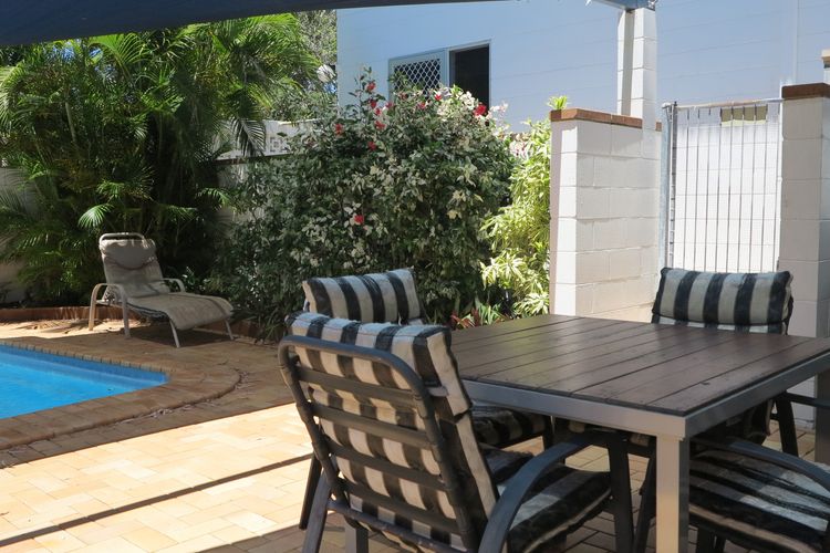 Paradise Apartments 2