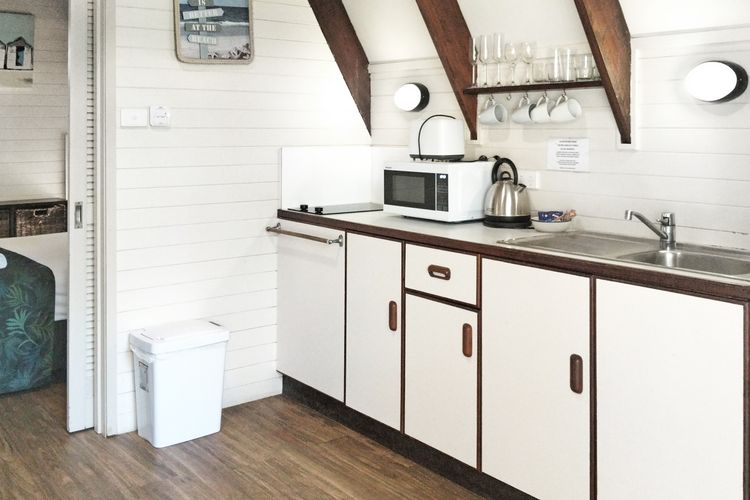 Picnic Bay Chalet Unit 2