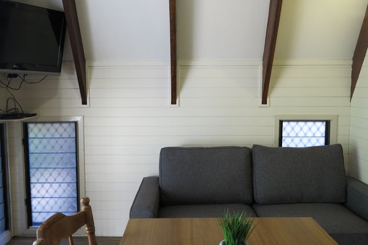 Picnic Bay Chalet Unit 2