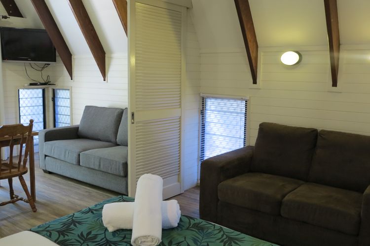 Picnic Bay Chalet Unit 2