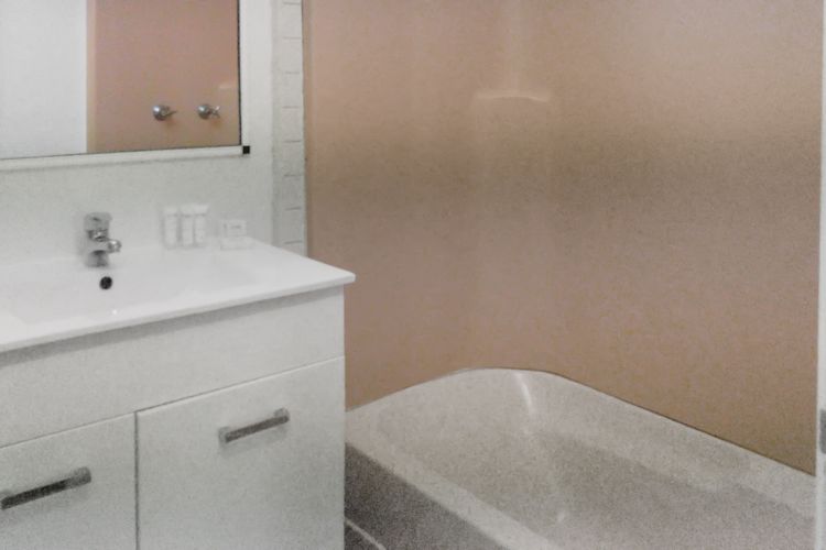 Picnic Bay Chalet Unit 2