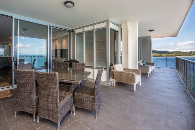 1 Bright Point Apartment 5404