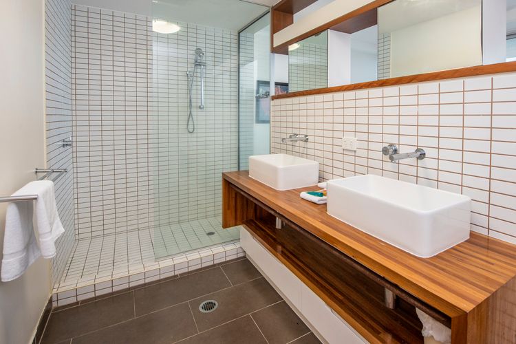 1 Bright Point Apartment 5404