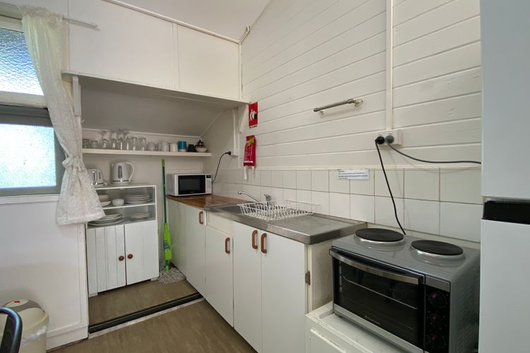 The Captain’s Manor on Cook 6