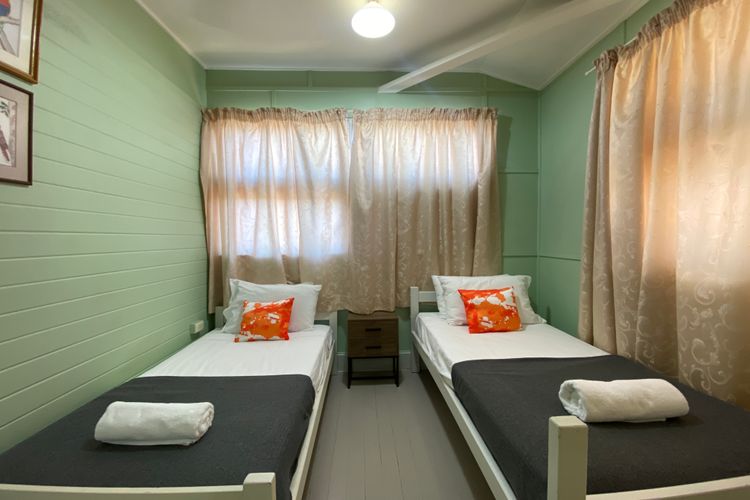 The Captain’s Manor on Cook 6