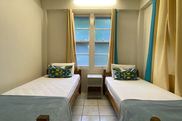 The Captain’s Manor on Cook 8