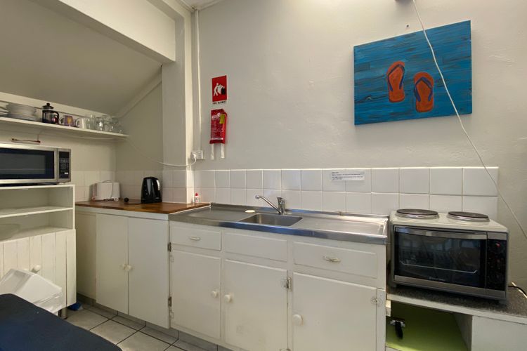 The Captain’s Manor on Cook 8