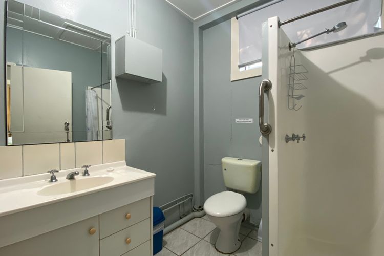 The Captain’s Manor on Cook 8