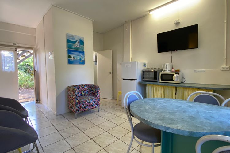 The Captain’s Manor on Cook 9