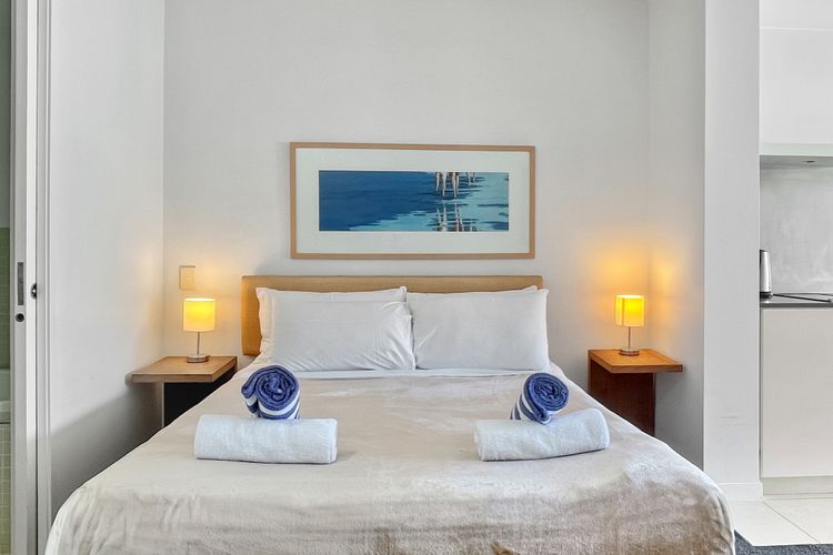 Blue on Blue Superior Studio Room 1351