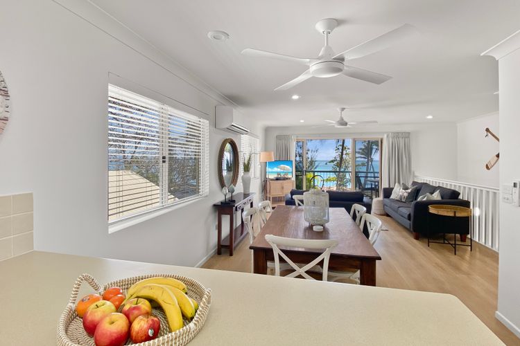 Sails on Horseshoe Apartment 4