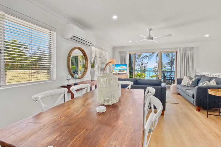 Sails on Horseshoe Apartment 4