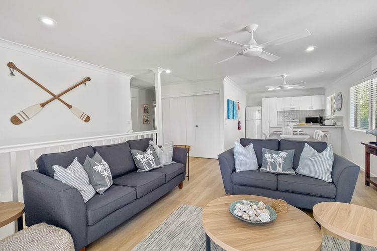 Sails on Horseshoe Apartment 4