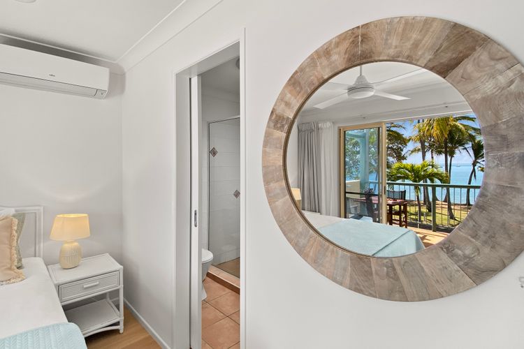 Sails on Horseshoe Apartment 4