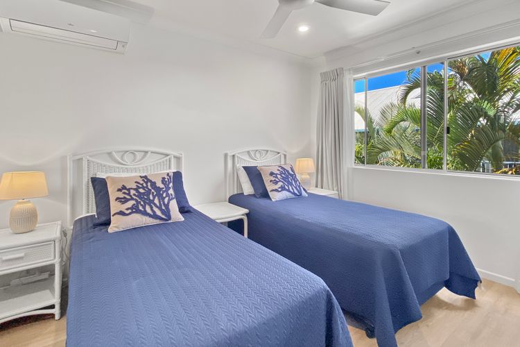 Sails on Horseshoe Apartment 4