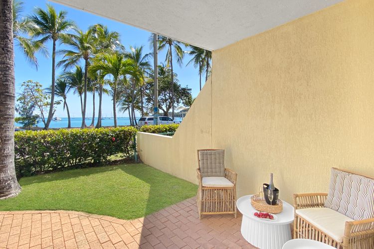 Sails on Horseshoe Apartment 5