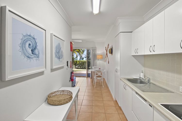 Sails on Horseshoe Apartment 5