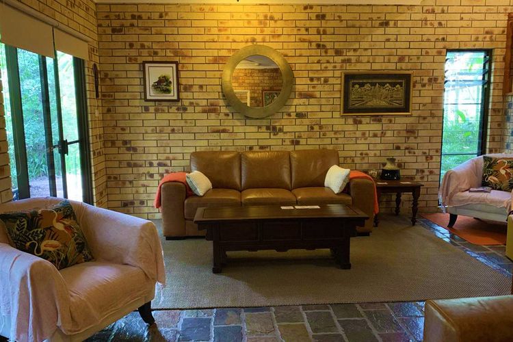 Avalon - Living Area