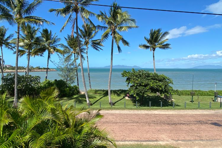 Beachside Palms Unit 1