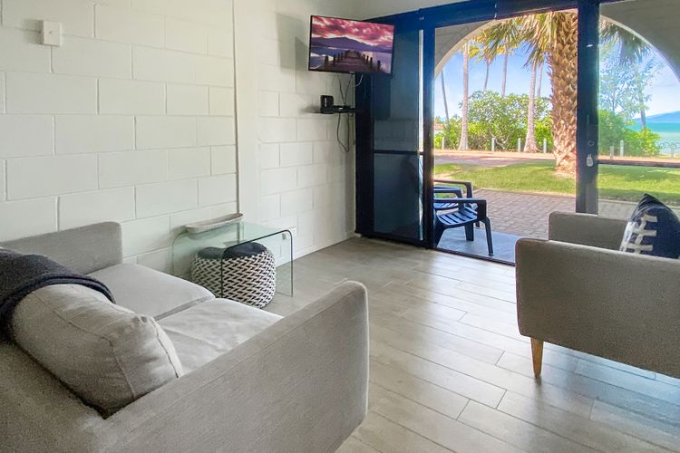 Beachside Palms Unit 4