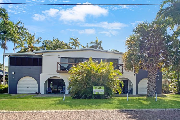 Beachside Palms Unit 4