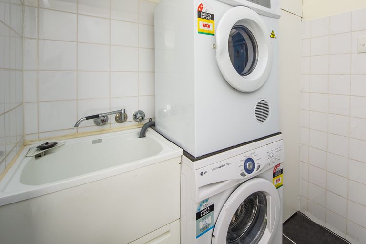 Azure on Geoffrey - Laundry