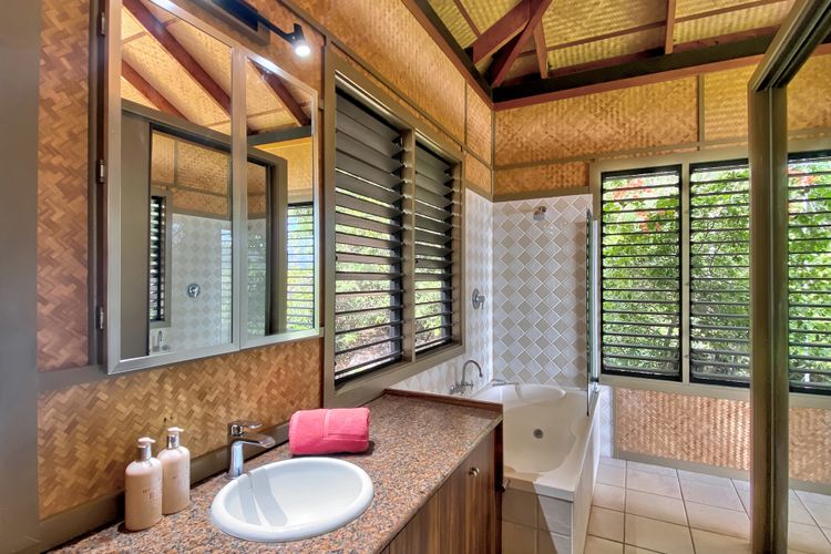 Absolute Beachfront Master