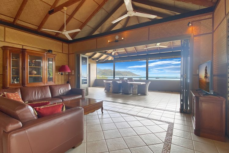 Absolute Beachfront Master