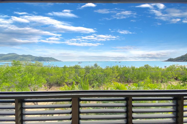 Absolute Beachfront Master