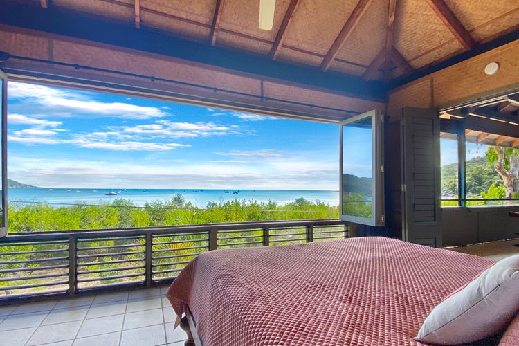 Absolute Beachfront Master